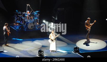 Bildnummer: 55624693  Datum: 28.07.2011  Copyright: imago/Xinhua (110729) -- BEIJING, July 29, 2011 (Xinhua) -- The Cranberries, a famous Irish rock band formed in 1989, performs at the MasterCard Center in Beijing, capital of China, July 28, 2011. Beijing and east China s Shanghai are both stops of the band s world concert tour. The concert in Shanghai on July 26 was their first concert in China. (Xinhua/Xiao Xiao) (yby) CHINA-BEIJING-THE CRANBERRIES CONCERT (CN) PUBLICATIONxNOTxINxCHN Entertainment Kultur Musik People Aktion xbs x0x 2011 quer premiumd     Bildnummer 55624693 Date 28 07 2011 Stock Photo