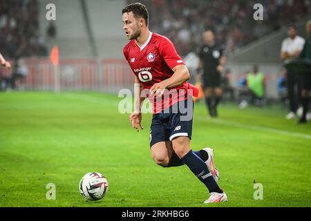 Lille, Frankreich. August 2023. Gabriel Gudmundsson aus Lille spielte während des Spiels der UEFA Europa Conference League zwischen Lille Olympique Sporting Club und HNK Rijeka am 24. August 2023 im Stade Pierre-Mauroy in Lille, Frankreich. (Foto: Matthieu Mirville/PRESSINPHOTO) Credit: PRESSINPHOTO SPORTS AGENCY/Alamy Live News Stockfoto