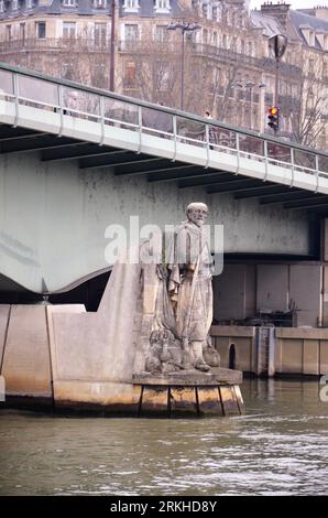 Paris, Frankreich 03.25.2017: Steinbrücken über die seine in Paris Stockfoto