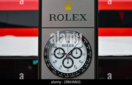 25. August 2023; Circuit Zandvoort, Zandvoort, Nordholland, Niederlande; Formel 1 Heineken großer Preis von Holland 2023; Tag des freien Trainings; die Rolex-Uhr im Fahrerlager Stockfoto