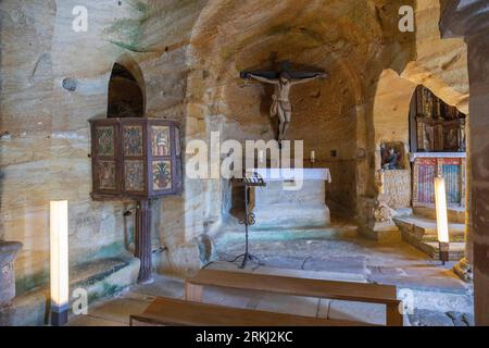 Europa, Spanien, Kastilien und León, Olleros de Pisuerga, die Felsbrocken Eremitage der Heiligen Justus und Pastor (Rupestre de los Santos Justo y Pastor) Stockfoto