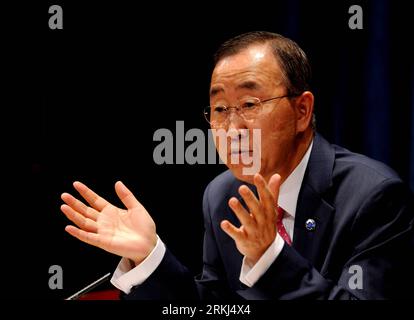 Bildnummer: 55985746  Datum: 15.09.2011  Copyright: imago/Xinhua (110915) -- NEW YORK, Sept. 15, 2011 (Xinhua) -- UN Secretary-General Ban Ki-moon speaks at a press conference at the UN headquarters in New York, Sept. 15, 2011. Ban said here on Thursday that the United Nations has never been more needed to help in the efforts to deal with enormous political, economic and environmental challenges in the world, which is undergoing a moment of uncommon turbulence. (Xinhua/Shen Hong) UNITED NATIONS-BAN KI-MOON-PRESS CONFERENCE PUBLICATIONxNOTxINxCHN People Politik Porträt premiumd xns x0x 2011 que Stock Photo