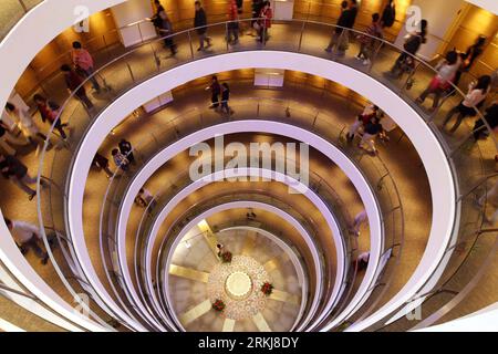 Bildnummer: 56039593  Datum: 20.09.2011  Copyright: imago/Xinhua (110920) -- SHANGHAI, Sept. 20, 2011 (Xinhua) -- Photo taken on Sept. 20, 2011 shows an interior view of the Saudi Arabia Pavilion in the Expo Park in Shanghai, east China, Sept. 20, 2011. The Saudi Arabia Pavilion, as one of the most popular pavilions during the Shanghai World Expo held from May 1 to October 31 last year, will reopen to the public on Sept. 28, 2011. Donated as a gift from Saudi Arabia to the city of Shanghai, Saudi Arabia Pavilion is the first foreign pavilion to reopen to visitors. A total of 14,000 tickets of Stock Photo