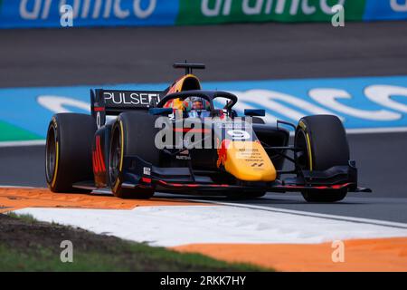 ZANDVOORT, NIEDERLANDE - AUGUST 25: Jack Crawford (Red Bull Junior) vom Hitech Pulse-Eight Formel 2 Free Training während der Formel 1 auf dem Circuit Zan Stockfoto