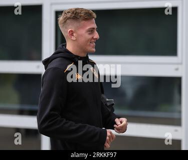 Hull, UK. 25th Aug, 2023. Liam Delap #20 of Hull City arrives during the Sky Bet Championship match Hull City vs Bristol City at MKM Stadium, Hull, United Kingdom, 25th August 2023 (Photo by Mark Cosgrove/News Images) in Hull, United Kingdom on 8/25/2023. (Photo by Mark Cosgrove/News Images/Sipa USA) Credit: Sipa USA/Alamy Live News Stock Photo