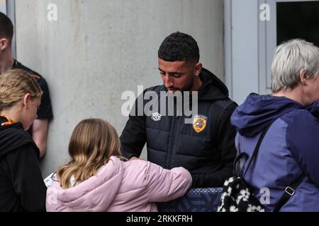 Hull, Großbritannien. 25. August 2023. Allahyar Sayyadmanesh #9 von Hull City während des Sky Bet Championship Matches Hull City vs Bristol City im MKM Stadium, Hull, Großbritannien, 25. August 2023 (Foto: Mark Cosgrove/News Images) in Hull, Großbritannien am 25.08.2023. (Foto: Mark Cosgrove/News Images/SIPA USA) Credit: SIPA USA/Alamy Live News Stockfoto
