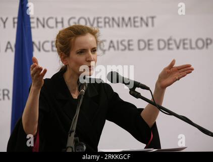 Bildnummer: 56239196  Datum: 01.11.2011  Copyright: imago/Xinhua (111101) -- WEST BANK, Nov. 1, 2011 (Xinhua) -- French Ecology Minister Nathalie Kosciusko-Morizet delivers a speech during the inauguration of a water project in Maythalon village, close to the West Bank city of Jenin, on Nov. 1, 2011. (Xinhua/Ayman Nobani) (wf) PALESTINE-WEST BANK-FRANCE-ENVIRONMENT PUBLICATIONxNOTxINxCHN People Politik Westjordanland Palästina x0x xsk 2011 quer premiumd      56239196 Date 01 11 2011 Copyright Imago XINHUA  WEST Bank Nov 1 2011 XINHUA French Ecology Ministers Nathalie Kosciusko Morizet delivers Stock Photo