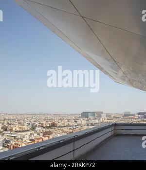 Balcony with view over Kuwait city. 360 Mall, Kuweit City, Kuwait. Architect: CRTKL, 2021. Stock Photo