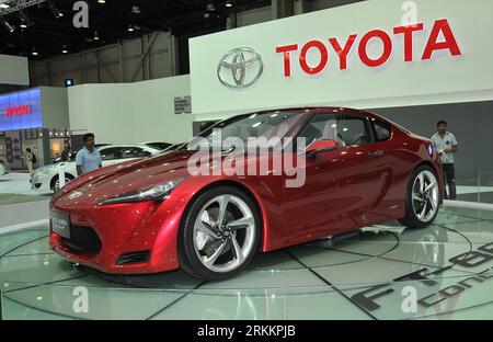 Bildnummer: 56269546  Datum: 10.11.2011  Copyright: imago/Xinhua (111111) -- DUBAI, Nov. 11, 2011 (Xinhua) -- A Toyota concept car is seen at the 2011 Dubai international auto show in Dubai, the United Arab Emirates (UAE), on Nov. 10, 2011. The five-day car exhibition, the biggest in the Middle East, was opened on Nov. 10. (Xinhua/Ma Xiping) (qs) UAE-DUBAI-CAR EXHIBITION PUBLICATIONxNOTxINxCHN Wirtschaft Automobilwirtschaft Auto Messe Automesse x2x xtm 2011 quer o0 FT 86     56269546 Date 10 11 2011 Copyright Imago XINHUA  Dubai Nov 11 2011 XINHUA a Toyota Concept Car IS Lakes AT The 2011 Duba Stock Photo