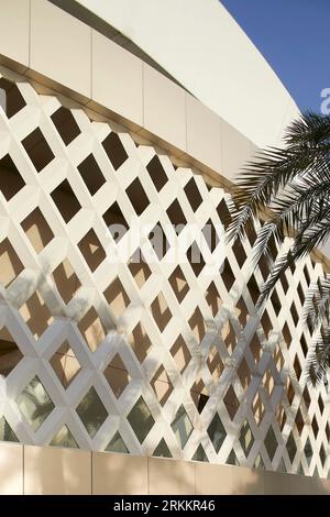 Curved exterior facade screen. 360 Mall, Kuweit City, Kuwait. Architect: CRTKL, 2021. Stock Photo