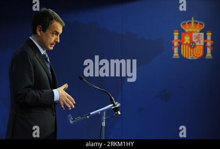 Bildnummer: 56359634  Datum: 01.03.2011  Copyright: imago/Xinhua (111121) -- BRUSSELS, Nov. 21, 2011(Xinhua) -- File photo taken on March 1, 2009 shows Spanish Prime Minister Jose Luis Rodriguez Zapatero attendind a press conference after EU extraordinary summit at EU headquarters in Brussels, capital of Belgium.  crisis, were on the victims list. ((Xinhua/Wu Wei) (Go With News Analysis)Debt crisis rattles eurozone political landscape PUBLICATIONxNOTxINxCHN People Politik xjh x1x premiumd 2011 quer Highlight     56359634 Date 01 03 2011 Copyright Imago XINHUA  Brussels Nov 21 2011 XINHUA File Stockfoto