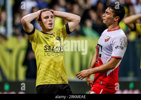 Venlo, Netherlands. 25th Aug, 2023. VENLO, NETHERLANDS - AUGUST 25: Martijn Berden of VVV Venlo looks dejected during the Dutch Keuken Kampioen Divisie match between VVV Venlo and Jong FC Utrecht at Covebo Stadion - De Koel on August 25, 2023 in Venlo, Netherlands. (Photo by Broer van den Boom/Orange Pictures) Credit: Orange Pics BV/Alamy Live News Stockfoto