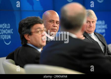 Bildnummer: 56975242  Datum: 27.01.2012  Copyright: imago/Xinhua (120127) -- DAVOS, Jan. 27, 2012 (Xinhua) -- Haiti s President Michel Joseph Martelly (2nd L) is seen during the session Building a Better Haiti at the Annual Meeting 2012 of the World Economic Forum at the congress centre in Davos, Switzerland, January 27, 2012. (Xinhua/World Economic Forum/Monika Flueckiger) (Editorial Use Only, No Commercial Use, No Archive, Not For Sale) SWITZERLAND-DAVOS-WEF PUBLICATIONxNOTxINxCHN People Politik Weltwirtschaftsforum xda x0x premiumd 2012 quer      56975242 Date 27 01 2012 Copyright Imago XIN Stock Photo