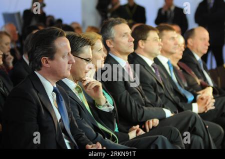 Bildnummer: 57043553  Datum: 09.02.2012  Copyright: imago/Xinhua (120209) -- STOCKHOLM, Feb. 9, 2012 (Xinhua) -- British Prime Minister David Cameron (1st L) attends the second Northern Future Forum in Stockholm, Sweden, Feb. 9, 2012. The prime ministers from the Nordic and Baltic countries and Britain meet here on Thursday at the second Northern Future Forum to discuss common social challenges. (Xinhua/Liu Yinan) (cl) (CORRECTION)SWEDEN-STOCKHOLM-NORTHERN FUTURE FORUM PUBLICATIONxNOTxINxCHN People Politik x0x xst 2012 quer      57043553 Date 09 02 2012 Copyright Imago XINHUA  Stockholm Feb 9 Stockfoto
