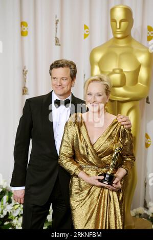 Bildnummer: 57111296  Datum: 26.02.2012  Copyright: imago/Xinhua (120227) -- HOLLYWOOD, Feb. 26, 2012 (Xinhua) -- Meryl Streep (R), Oscar winner for Best Actress In A Leading Role for the film The Iron Lady , poses backstage with Collin Firth at the 84th Annual Academy Awards in Hollywood, California, the United States, Feb. 26, 2012. (Xinhua/Yang Lei) (msq) U.S.-HOLLYWOOD-OSCARS-WINNERS PUBLICATIONxNOTxINxCHN Kultur Entertainment People Film 84. Annual Academy Awards Oscar Oscars Hollywood Preisträger premiumd xsp x0x 2012 hoch     57111296 Date 26 02 2012 Copyright Imago XINHUA  Hollywood Fe Stock Photo