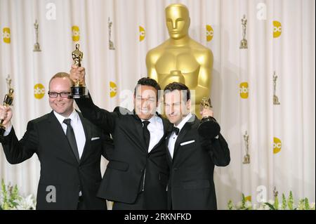 Bildnummer: 57114346  Datum: 26.02.2012  Copyright: imago/Xinhua (120227) -- HOLLYWOOD, Feb. 27, 2012 (Xinhua) -- TJ Martin, Dan Lindsay and Richard Middlemas, Oscar winners for Best Documentary Feature for the film Undefeated , pose backstage at the 84th Annual Academy Awards in Hollywood, California, the United States, Feb. 26, 2012. (Xinhua/Yang Lei) (msq) U.S.-HOLLYWOOD-OSCARS-WINNERS PUBLICATIONxNOTxINxCHN Kultur Entertainment People Film 84. Annual Academy Awards Oscar Oscars Hollywood Preisträger xbs x0x 2012 quer premiumd      57114346 Date 26 02 2012 Copyright Imago XINHUA  Hollywood Stock Photo