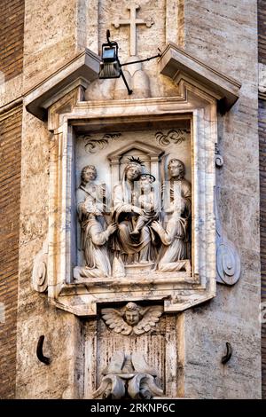 Madonna und Kind aus der Via Madonna dei Monti, Rom, Italien Stockfoto
