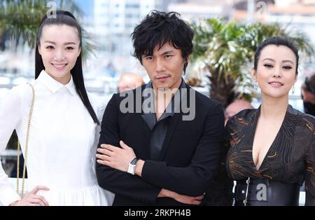 Bildnummer: 57998199  Datum: 17.05.2012  Copyright: imago/Xinhua (120517) -- CANNES, May 17, 2012 (Xinhua) -- Cast members (from R to L) Chinese actress Hao Lei, actor Qin Hao, actress Qi Xi pose for photos during a photocall for Chinese film MYSTERY , opening film for Un Certain Regard , at the 65th Cannes Film Festival, southern France, May 17, 2012. (Xinhua/Gao Jing) (zyw) FRANCE-CANNES-FILM FESTIVAL-PHOTOCALL-MYSTERY PUBLICATIONxNOTxINxCHN People Kultur Entertainment Film Filmfestival Festival 65 Cannes xjh x0x premiumd 2012 quer Highlight      57998199 Date 17 05 2012 Copyright Imago XINH Stock Photo