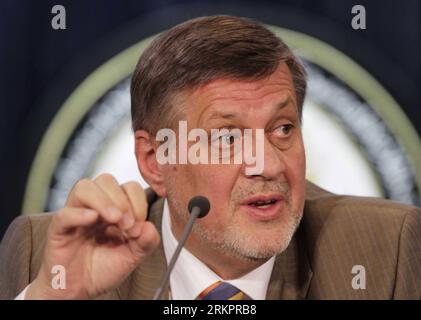 Bildnummer: 58047735  Datum: 30.05.2012  Copyright: imago/Xinhua (120530) -- KABUL, May 30, 2012 (Xinhua) -- The top United Nations envoy to Afghanistan Jan Kubis speaks during a press conference in Kabul, Afghanistan, on May 30, 2012. The number of civilian casualties in the Afghan war in the first four months of this year dropped over the same peirod in 2011, Jan Kubis said here on Wednesday. (Xinhua/Ahmad Massoud) (lyx) AFGHANISTAN-KABUL-UNITED NATION-CIVILIAN CASUALTIES-DROP PUBLICATIONxNOTxINxCHN People Politik xda x0x Porträt 2012 quer premiumd      58047735 Date 30 05 2012 Copyright Ima Stock Photo