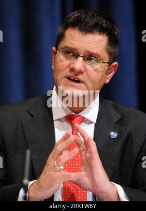 Bildnummer: 58551622  Datum: 03.10.2012  Copyright: imago/Xinhua (121004) -- NEW YORK, Oct. 4, 2012 (Xinhua) -- Vuk Jeremic, the president of the UN General Assembly (UNGA), speaks during a press conference at the UN headquarters in New York, the United States, Oct. 3, 2012. The question of statehood for the Palestinians is expected to come up for debate in the UN General Assembly (UNGA) in about six weeks, the president of the UNGA, Vuk Jeremic, said here Wednesday. (Xinhua/Shen Hong)(ctt) UN-NEW YORK-GERERAL ASSEMBLY PUBLICATIONxNOTxINxCHN people Politik Porträt premiumd x0x xmb 2012 hoch Stock Photo