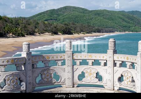 Nanshan China Famous Culture Park 4 face buddha Stockfoto