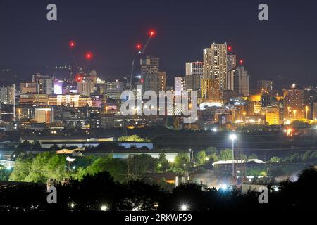 Ein weiter Blick auf das Arena Quarter im Stadtzentrum von Leeds Stockfoto