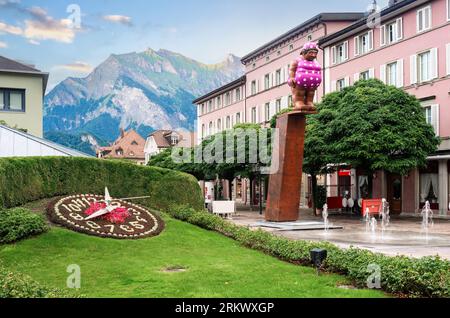 Bad Ragaz, Schweiz - 25. Juli 2023: Die größte Skulpturenausstellung Europas im Freien findet in Bad Ragaz statt. Stockfoto