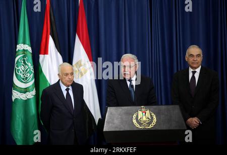 Bildnummer: 58956081  Datum: 29.12.2012  Copyright: imago/Xinhua (121229) -- RAMALLAH, Dec. 29, 2012 (Xinhua) -- Palestinian Foreign Minister Riyad al-Malki (C) speaks during a joint press conference with Egyptian Foreign Minister Moahhmed Kamel Amr (R) and Arab League Chief Nabil al-Arabi in the West Bank city of Ramallah on Dec. 29, 2012. (Xinhua/Fadi Arouri) (zw) MIDEAST-RAMALLAH-ARAB LEAGUE-EGYPT PUBLICATIONxNOTxINxCHN Politik People Arabische Liga PK x0x xub 2012 quer premiumd      58956081 Date 29 12 2012 Copyright Imago XINHUA  Ramallah DEC 29 2012 XINHUA PALESTINIAN Foreign Ministers R Stock Photo