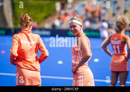 Monchengladbach, Deutschland. 26. August 2023. MONCHENGLADBACH, DEUTSCHLAND - AUGUST 26: Pien Dicke aus den Niederlanden schaut beim Finale der Frauen-EuroHockey-Champions 2023 zwischen den Niederlanden und Belgien im Hockeypark Monchengladbach am 26. August 2023 in Monchengladbach, Deutschland, zu. (Foto: Rene Nijhuis/BSR Agency) Credit: BSR Agency/Alamy Live News Stockfoto