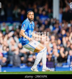 Goodison Park, Liverpool, Großbritannien. 26. August 2023. Premier League Football, Everton versus Wolverhampton Wanderers; Amaut Danjuma von Everton Credit: Action Plus Sports/Alamy Live News Stockfoto