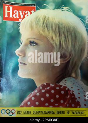 Hayat Türkische Zeitschrift Cover mit türkischem Musikkünstler, Sängerin Lale Akat 1972 Stockfoto