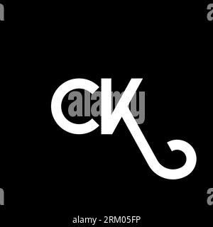Logo-Design mit CK-Buchstaben auf schwarzem Hintergrund. Das Konzept des Buchstaben-Logos von CK Creative Initials. ck-Letter-Design. Weißes Buchstaben-Design von CK auf schwarzem Hintergrund. C K Stock Vektor