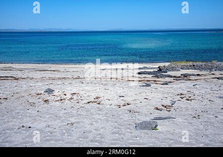 Ein fabelhafter, sicherer, sauberer Strand auf Inis Mor, Co, Galway, Inishmore, Aran Island, Irland Stockfoto