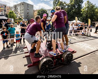 Decin, Tschechische Republik. 26. August 2023. Das zwölfte Jahr der internationalen Meisterschaft der Tschechischen Republik in Handhebel-Draisine-Handwagen-Fahrt fand am 26. August 2023 in Decin, Tschechische Republik, statt. Quelle: Hajek Vojtech/CTK Photo/Alamy Live News Stockfoto