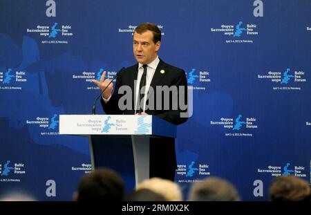 Bildnummer: 59477832  Datum: 05.04.2013  Copyright: imago/Xinhua (130405) -- ST. PETERSBURG, April 5, 2013 (Xinhua) -- Russian Prime Minister Dmitry Medvedev speaks during the Baltic Sea Forum session in St. Petersburg, Russia, on April 5, 2013. The Baltic Sea Forum kicked off here on Friday. (Xinhua) (dtf) RUSSIA-ST. PETERSBURG-BALTIC SEA FORUM PUBLICATIONxNOTxINxCHN Politik people xas x0x 2013 quer premiumd      59477832 Date 05 04 2013 Copyright Imago XINHUA  St Petersburg April 5 2013 XINHUA Russian Prime Ministers Dmitry Medvedev Speaks during The Baltic Sea Forum Session in St Petersburg Stock Photo