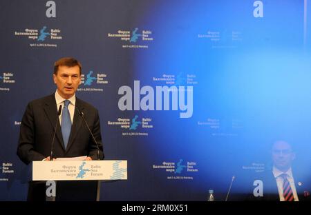 Bildnummer: 59477834  Datum: 05.04.2013  Copyright: imago/Xinhua (130405) -- ST. PETERSBURG, April 5, 2013 (Xinhua) -- Estonian Prime Minister Andrus Ansip speaks during the Baltic Sea Forum session in St. Petersburg, Russia, on April 5, 2013. The Baltic Sea Forum kicked off here on Friday. (Xinhua) (dtf) RUSSIA-ST. PETERSBURG-BALTIC SEA FORUM PUBLICATIONxNOTxINxCHN Politik people xas x0x 2013 quer premiumd      59477834 Date 05 04 2013 Copyright Imago XINHUA  St Petersburg April 5 2013 XINHUA Estonian Prime Ministers Andrus Ansip Speaks during The Baltic Sea Forum Session in St Petersburg Rus Stock Photo