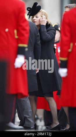 Bildnummer: 59529638  Datum: 17.04.2013  Copyright: imago/Xinhua (130417) -- LONDON, April 17, 2013 (Xinhua) -- Carol Thatcher, the daughter of former British Prime Minister Margaret Thatcher, arrives for the funeral of former Baroness Thatcher, outside St. Paul s Cathedral in London, Britain, April 17, 2013. The funeral of Margaret Thatcher, the first female British prime minister, started 11 a.m. local time on Wednesday in London. (Xinhua/Wang Lili) (ybg) BRITAIN-LONDON-THATCHER-FUNERAL PUBLICATIONxNOTxINxCHN Gedenken Trauer Trauermarsch People xsp x0x 2013 hoch Highlight premiumd o0 Familie Stock Photo