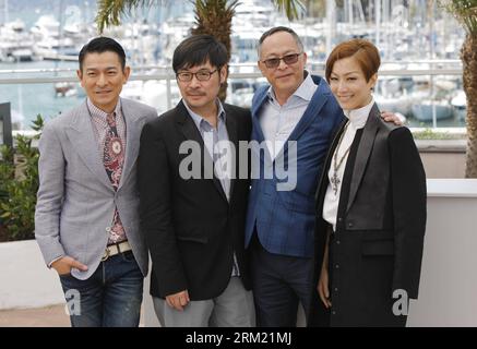 Bildnummer: 59668434 Datum: 20.05.2013 Copyright: imago/Xinhua (130520) -- CANNES, 20. Mai 2013 (Xinhua) -- (L-R) der chinesische Schauspieler Andy Lau, der Drehbuchautor Ka-Fai Wai, der Regisseur Johnnie to und die Schauspielerin Sammi Cheng posieren während des Fotogesprächs für den Hong Kong Film Blind Detective auf dem 66. Cannes Film Festival in Cannes, Südfrankreich, am 20. Mai 2013. Der Film Blind Detective wird in Midnight-Projektionen auf dem Filmfestival gezeigt. (Xinhua/Zhou Lei) (syq) FRANCE-CANNES-FILM FESTIVAL-BLIND DETECTIVE-PHOTOCALL PUBLICATIONxNOTxINxCHN Entertainment Film 66 Internationale Filmfestspiele Stockfoto