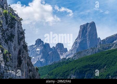 PICU Urriellu oder Naranjo de Bulnes in den Picos de Europa, im rat von Cabrales. Stockfoto