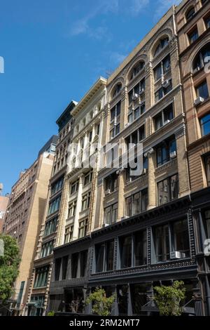 Die University Mews befindet sich in der E. 12th St., Storico Co-op in Greenwich Village, 2023, New York City, USA Stockfoto