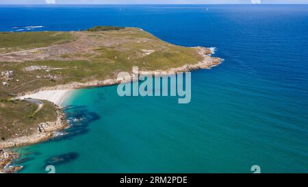 26. August 2023: Malpica de Bergantinos, A Coruna, Galicien, Spanien. Die Strände von Malpica de Bergantinos, die Teil der galicischen Region sind, die als Costa de la muerte bekannt ist, während des Sommers. (Bild: © Cristian Leyva/ZUMA Press Wire) NUR REDAKTIONELLE VERWENDUNG! Nicht für kommerzielle ZWECKE! Quelle: ZUMA Press, Inc./Alamy Live News Stockfoto