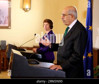 Bildnummer: 60253642  Datum: 30.07.2013  Copyright: imago/Xinhua (130730) -- CAIRO, July 30, 2013 (Xinhua) -- Photo released by Egyptian Presidency on July 30, 2013 shows that Egypt s interim Vice President for International Affairs, Mohamed El-Baradei (R) and European Union (EU) foreign policy chief Catherine Ashton hold a joint press conference at the Presidential Palace in Cairo, Egypt. Ashton said Tuesday in Cairo that Egypt s deposed President Mohamed Morsi, who she met late on Monday, is in good health and has access to the news. (Xinhua/Egyptian Presidency) (srb) EGYPT-CAIRO-EU-ASHTON P Stock Photo