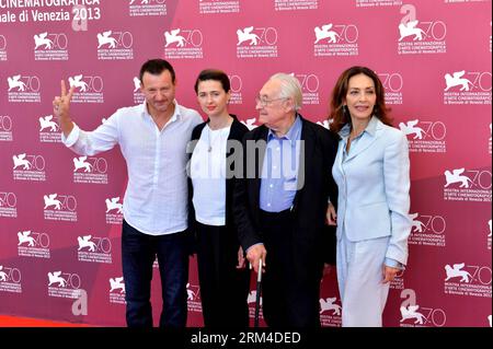 Bildnummer: 60438210  Datum: 05.09.2013  Copyright: imago/Xinhua (130905) -- VENICE, Sept. 5, 2013 (Xinhua) -- Polish director Andrzej Wajda (2nd R), actor Robert Wieckiewicz (1st L), actress Agnieszka Grochowska (2nd L), Italian actress Maria Rosaria Omaggio (1st R) pose at the photocall of the screening of Walesa - Man of hope during the 70th Venice Film Festival, in Lido of Venice, Italy, on Sept. 5, 2013. (Xinhua/Xu Nizhi) ITALY-VENICE-FILM-FESTIVAL-WALESA-MAN OF HOPE PUBLICATIONxNOTxINxCHN Kultur Entertainment People Film 70 Internationale Filmfestspiele Venedig xas x0x 2013 quer premiumd Stock Photo