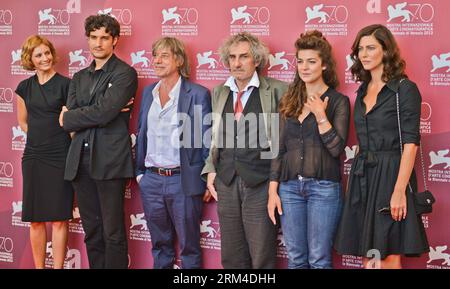 Bildnummer: 60439244  Datum: 05.09.2013  Copyright: imago/Xinhua (130905) -- VENICE, Sept. 5, 2013 (Xinhua) -- French director Philippe Garrel (3rd R), actress Esther Garrel (2nd R), actor Louis Garrel (2nd L) and actress Anna Mouglalis (1st R) pose at the photocall for the screening of La Jalousie presented in competition at the 70th Venice Film Festival, in Lido of Venice, Italy, on Sept. 5, 2013. (Xinhua/Yan Ting) ITALY-VENICE-FILM-FESTIVAL-LA JALOUSIE PUBLICATIONxNOTxINxCHN Kultur Entertainment People Film 70 Internationale Filmfestspiele Venedig xas x0x 2013 quer premiumd      60439244 Da Stock Photo