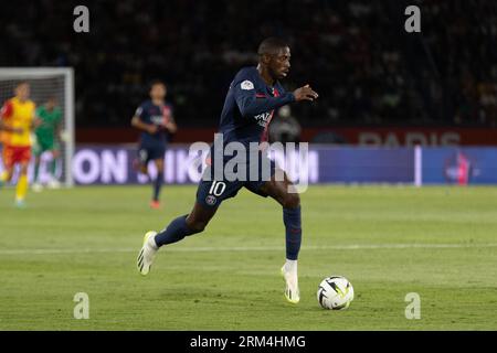 Paris, Frankreich. 25. August 2023. SAO PAULO, BRASILIEN - AUGUST 26: Spiel zwischen PSG und Lens als Teil der regulären Saison der Ligue 1 im Parc des Princes Stadium am 26. August 2023 in Paris, Frankreich. (Foto von Jose Prestes/PxImages) Credit: PX Images/Alamy Live News Stockfoto