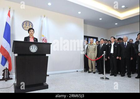 Bildnummer: 60810287  Datum: 09.12.2013  Copyright: imago/Xinhua     (131209) -- BANGKOK, Dec. 9, 2013 (Xinhua) -- Thai Prime Minister Yingluck Shinawatra (1st L) announces the dissolution of the House of Representatives in Bangkok, Thailand, Dec. 9, 2013. (Xinhua/Pool) THAILAND-BANGKOK-YINGLUCK PUBLICATIONxNOTxINxCHN People Politik xcb x0x 2013 quer Stock Photo