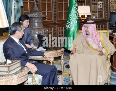 (131226) -- RIYADH, Dec. 26, 2013 (Xinhua) -- Saudi Arabian Crown Prince Salman (R) meets with Chinese Foreign Minister Wang Yi (L) in Riyadh, Saudi Arabia, Dec. 25, 2013. (Xinhua) SAUDI ARABIA-RIYADH-CROWN PRINCE-WANG YI-MEETING PUBLICATIONxNOTxINxCHN   Riyadh DEC 26 2013 XINHUA Saudi Arabian Crown Prince Salman r Meets With Chinese Foreign Ministers Wang Yi l in Riyadh Saudi Arabia DEC 25 2013 XINHUA Saudi Arabia Riyadh Crown Prince Wang Yi Meeting PUBLICATIONxNOTxINxCHN Stock Photo