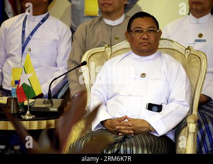 (140117) -- BAGAN, 17. Januar 2014 (Xinhua) -- die Außenministerin Myanmars, U Wunna Maung Lwin, nimmt am 17. Januar 2014 am ASEAN-Außenministertreffen in Bagan, Myanmar, Teil. Das ASEAN-Außenministertreffen, das erste regionale Treffen dieser Art, das von Myanmar veranstaltet wurde, wurde am Freitag in Bagan, Mandalay, mit einer Pressemitteilung abgeschlossen. (Xinhua/U Aung) (lyx) MYANMAR-BAGAN-AMM-FAZIT PUBLICATIONxNOTxINxCHN Bagan 17. Januar 2014 Außenminister von XINHUA Myanmar U Wunna Maung Lwin nimmt am ASEAN-Außenministertreffen in Bagan am 17. Januar 2014 in Myanmar Teil ASEAN-Außenministertreffen das erste regionale Treffen Stockfoto