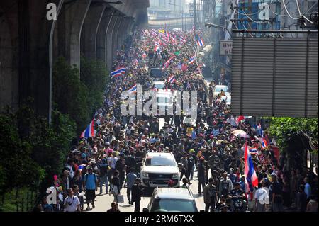 (140130) -- BANGKOK, Jan. 30, 2014 (Xinhua) -- Anti-government protesters attend a rally on Sukumvit road in Bangkok, capital of Thailand, Jan. 30, 2014. (Xinhua/Rachen Sageamsak) THAILAND-BANGKOK-PROTEST PUBLICATIONxNOTxINxCHN   Bangkok Jan 30 2014 XINHUA Anti Government protesters attend a Rally ON  Road in Bangkok Capital of Thai country Jan 30 2014 XINHUA Throat sageamsak Thai country Bangkok Protest PUBLICATIONxNOTxINxCHN Stock Photo