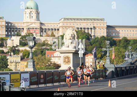 Budapest, Ungarn. 26. August 2023. Allgemeine Ansicht Leichtathletik : Leichtathletik-Weltmeisterschaften Budapest 2023 Frauen-Marathon in Budapest, Ungarn. Quelle: Naoki Morita/AFLO SPORT/Alamy Live News Stockfoto